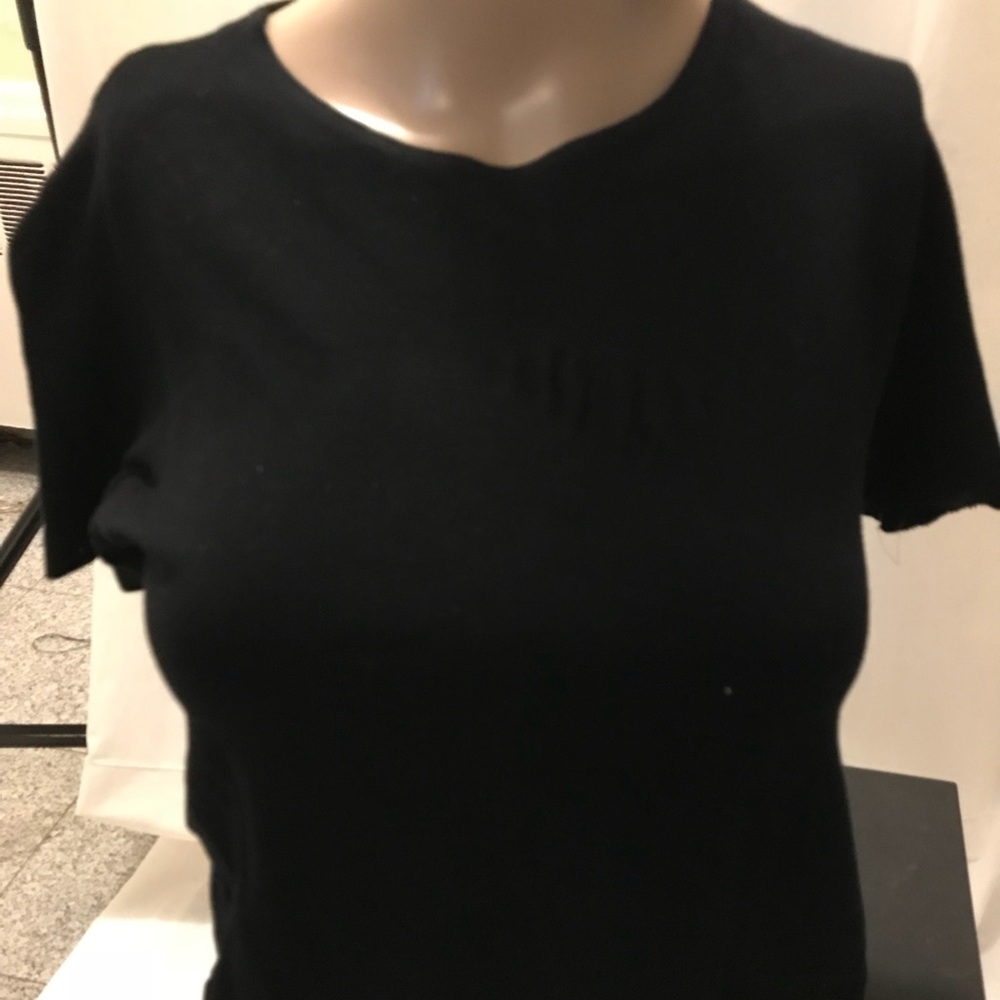 No name black stretchy tee